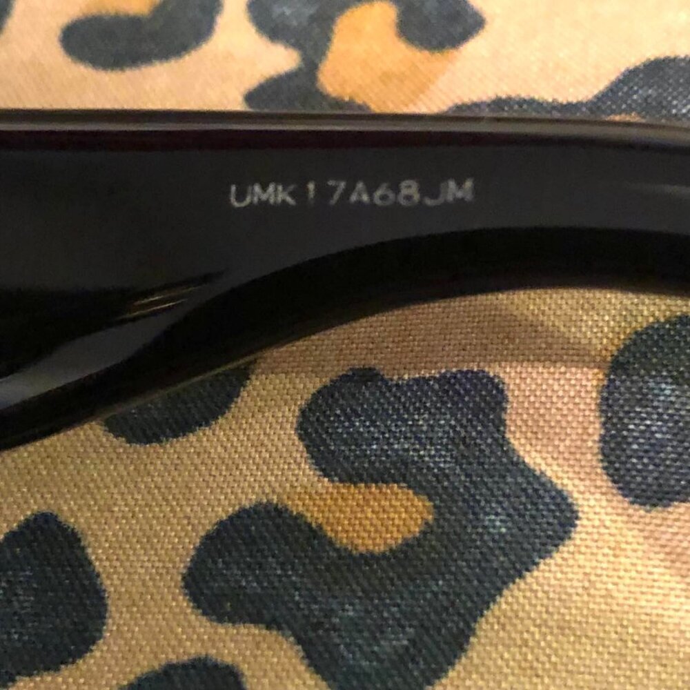 NWT GUCCI Sunglasses GG0142SA Black Square Frame Gold G Logo + Case MSRP $550 - Picture 12 of 14